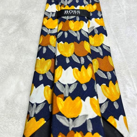 Hugo Boss Flat Silk Tie 54" x 4" Spring Easter Tulips Blue Yellow Brown Luxury - Picture 1 of 7